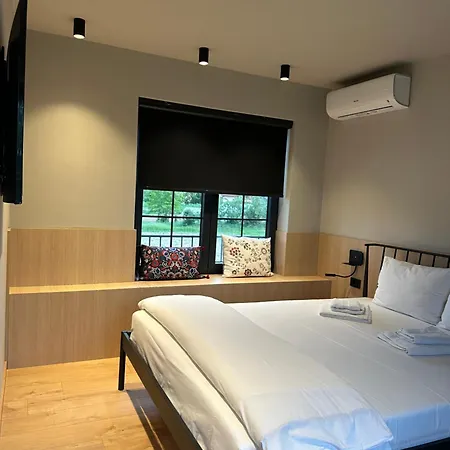 Number 6 Apartman *