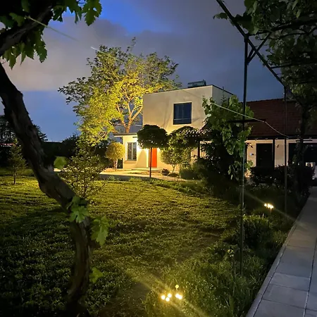 Number 6 Apartman